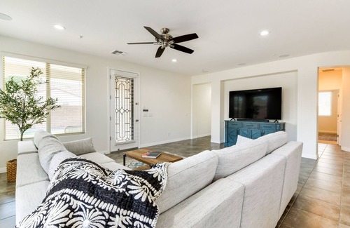 Power Ranch House | Modern Gilbert Home Rental w/ Community Amenities!