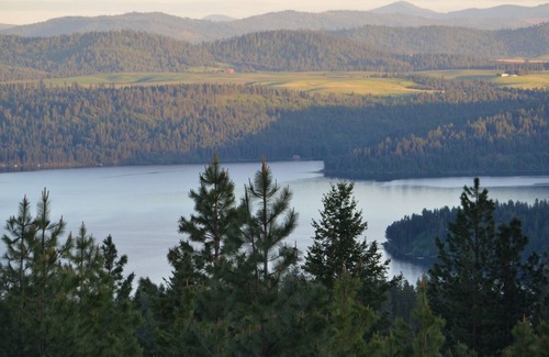 Coeur d'Alene Cottage | Modern Guest House with Panoramic Lake and Palouse Views