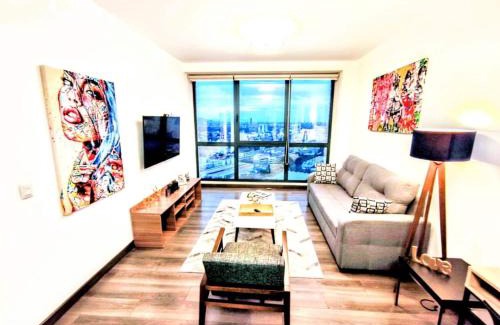 Anahuac Apartment | Modern Hi-rise With Indoor Pool & Hot Tub