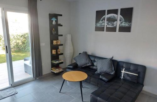 Armenime Apartment | modern holiday apartment with private pool