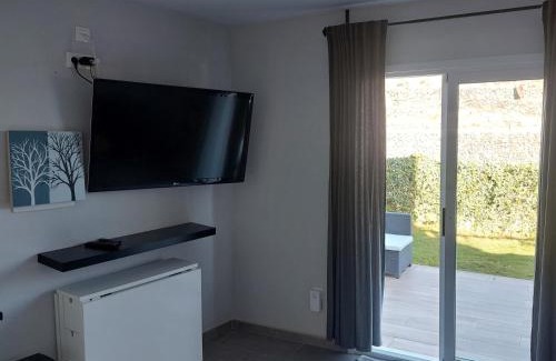 Armenime Apartment | modern holiday apartment with private pool