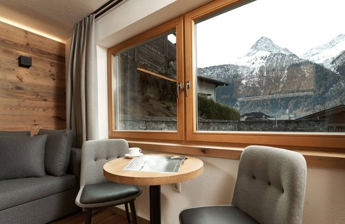 Runhof Apartment | Modern holiday apartments - perfect location for winter and summer