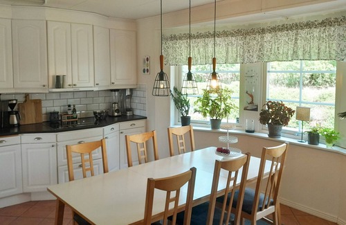 Floda House | Modern Holiday Home With Panoramic Views of Beautiful Landscapes | SE08066
