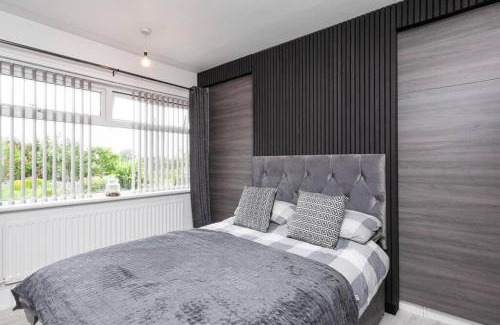 Castlereagh House | Modern home 10 mins to Belfast City