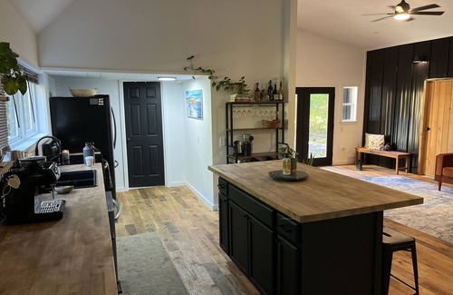 Muddy Pond House | Modern Home in Monterey Tennessee