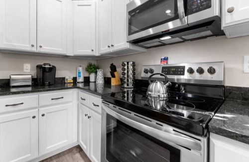 East Durham House | Modern home, located in downtown