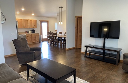 Ennis House | Modern home near the Madison River