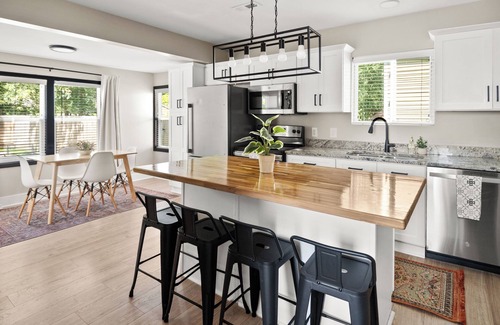 New Albany House | Modern Home w/Hot Tub, Mins from Downtown Louisville