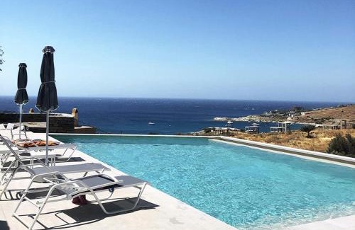 Koundouros House | Modern home with 2 apartments, a swimming pool and sea view, in the area of Koundouros