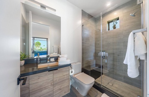 Pico - Robertson Villa | Modern House In Best Location