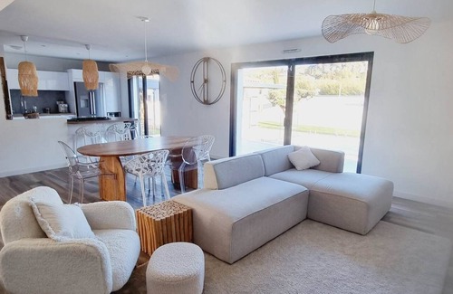 Le Rove House | Modern house on the Blue Coast, near the sea