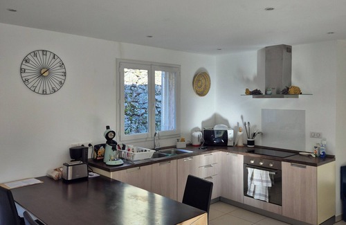 Asco House | Modern house with all summer/winter comforts. 10min walk from the magnificent Genoese bridge!