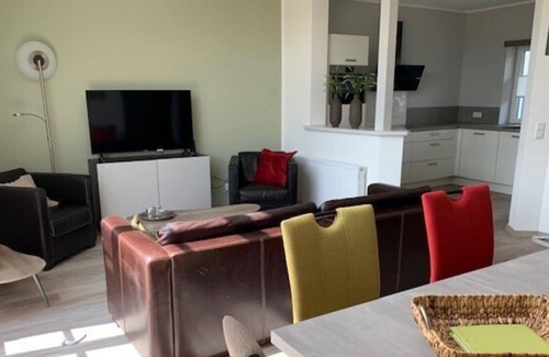 Diemelsee House | Modern, in a quiet location with a terrace, near Diemelsee