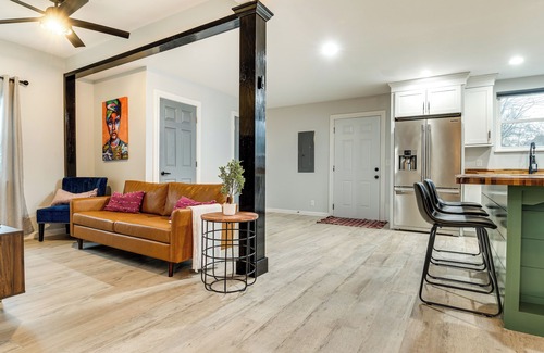 Indianapolis Cottage | Modern Indianapolis Home < 2 Mi to Downtown!