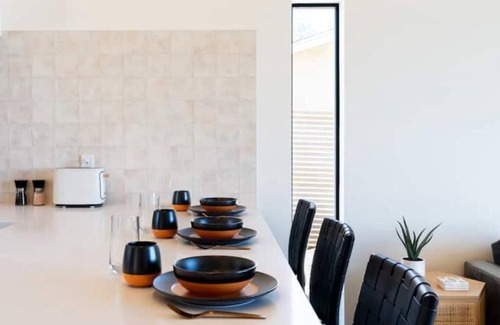 Joshua Tree House | Modern Joshua Tree Village Home