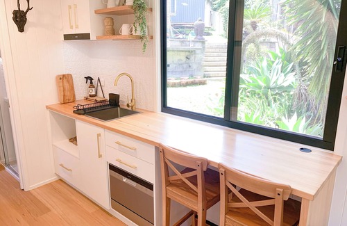 Kiama Apartment | Modern Kiama Tiny House - A Unique Coastal Escape