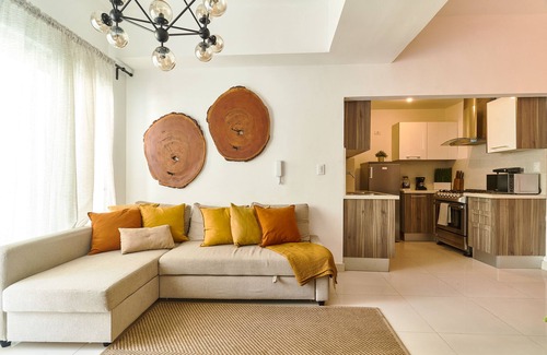 Viejo Arroyo Hondo Condo | Modern King Size Bed Condo with Pool by Agora Mall
