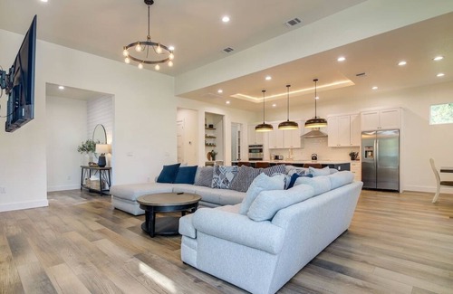 Kingsland House | Modern Kingsland Home W/River Access & Kayaks 4 Bedroom Home by RedAwning