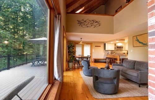 Pine River Pond House | Modern Lakefront Cabin (Pet Friendly, King Beds)
