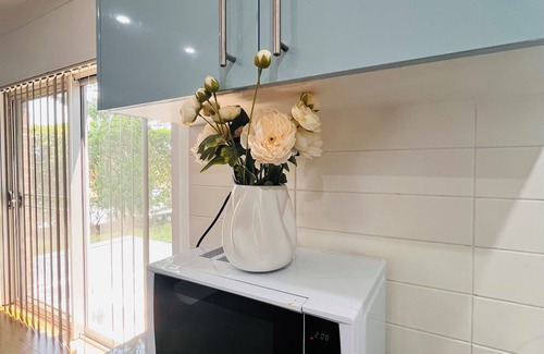 Narwee House | Modern large 3bedroom Family home within 6 minutes to station and local shop