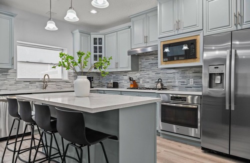 Greater Fondren Southwest House | Modern Large home in Gated Community