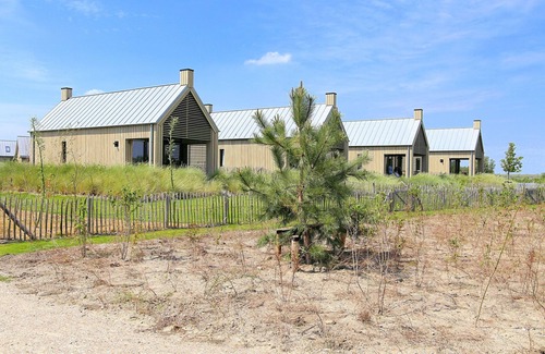 Tholen House | Modern lodge in national park