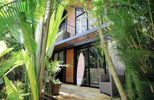 Mal Pais Apartment | Modern loft in Mal País with A/C, close to Santa Teresa with shared pool