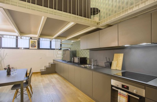 Zona Risorgimento House | Modern Loft in Porta Venezia