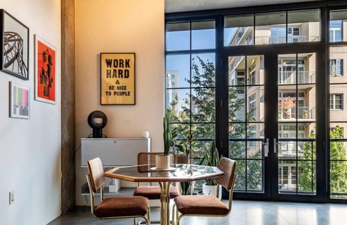 Pearl District Apartment | Modern Loft in the Heart of the Pearl District!