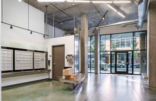 Pearl District Apartment | Modern Loft in the Heart of the Pearl District!