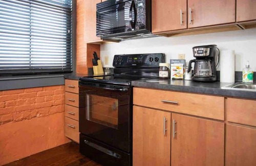 Rochester Apartment | Modern Loft Style on Monroe by Dwtn & Park ave