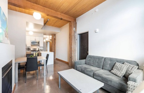 New Tacoma Apartment | Modern, Lux Tacoma 2BR/2BA Fit for Long Term - 21