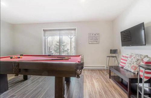 Mont-Tremblant Apartment | Modern Luxurious Golf Chalet La Bête