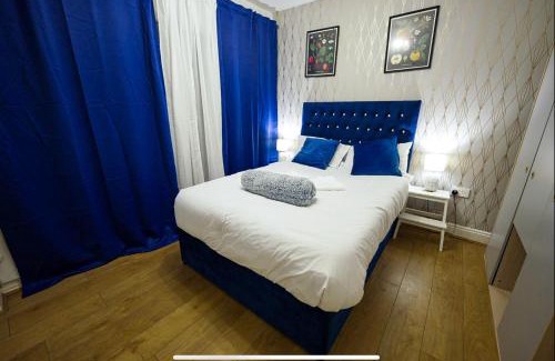 Belle Vue Apartment | Modern Luxury 2 bed Apartment, Sleeps 5