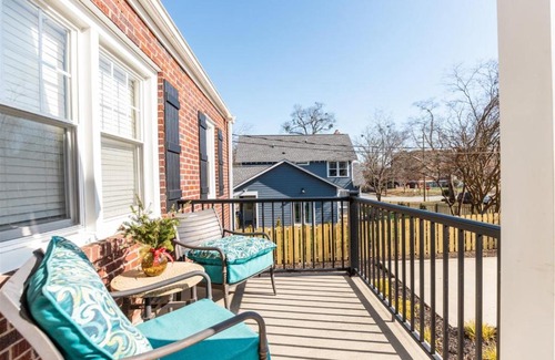 Greenville - Spartanburg House | Modern Luxury 2