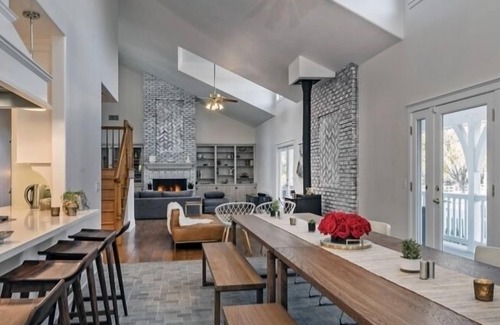 Ojai Other | Modern Luxury Farmhouse Retreat on 10acres -Yoga Studio -hosts 16