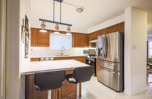 Markham House | Modern Luxury Home - 30 Days plus rental