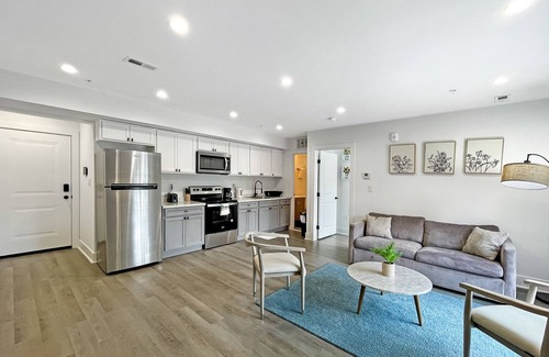 Petworth Bed & Breakfast | Modern & Luxury Unit | In-House Services