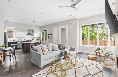 Inglewood House | Modern Luxury with Rooftop Deck, 3 mi to Downtown