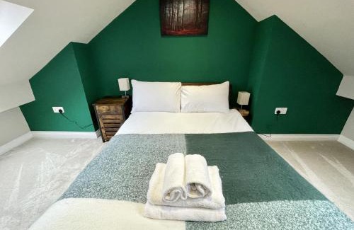 Brislington Apartment | Modern Maisonette in Vibrant Bristol, Free Parking