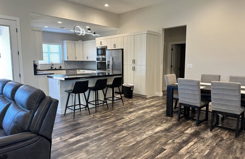 Mesquite House | Modern Mesquite New Home perfect for golfers and families alike.