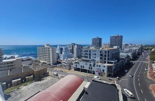 Claremont Apartment | Modern Micro Apartment Sea-Point