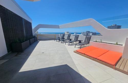 Claremont Apartment | Modern Micro Apartment Sea-Point