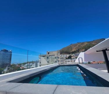 Claremont Apartment | Modern Micro Apartment Sea-Point