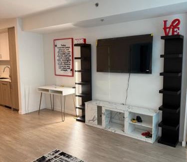 West Colfax Apartment | Modern Mile High in Sloans Lake