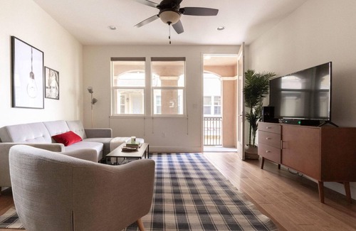 Berryessa House | Modern Milpitas 3BR w/ Yard & A/C, nr Retail & Theater, by Blueground