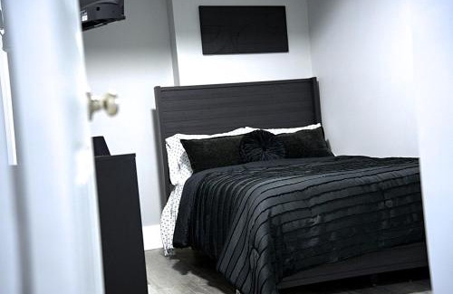 Reading Apartment | Modern Minimalist Home in the heart of Reading