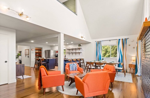 Post Falls House | Modern mountain home with deck, games, W/D, & AC - dogs ok