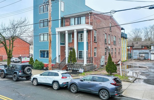 New Haven Apartment | Modern New Haven Condo < 1 Mi to Downtown!