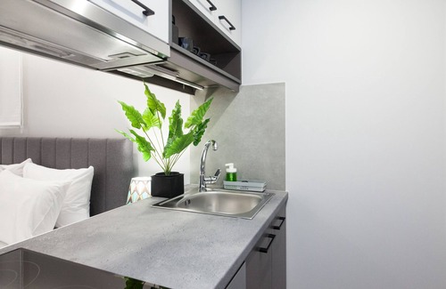 Ampelokipoi Apartment | Modern Newly Built Studio near Hilton